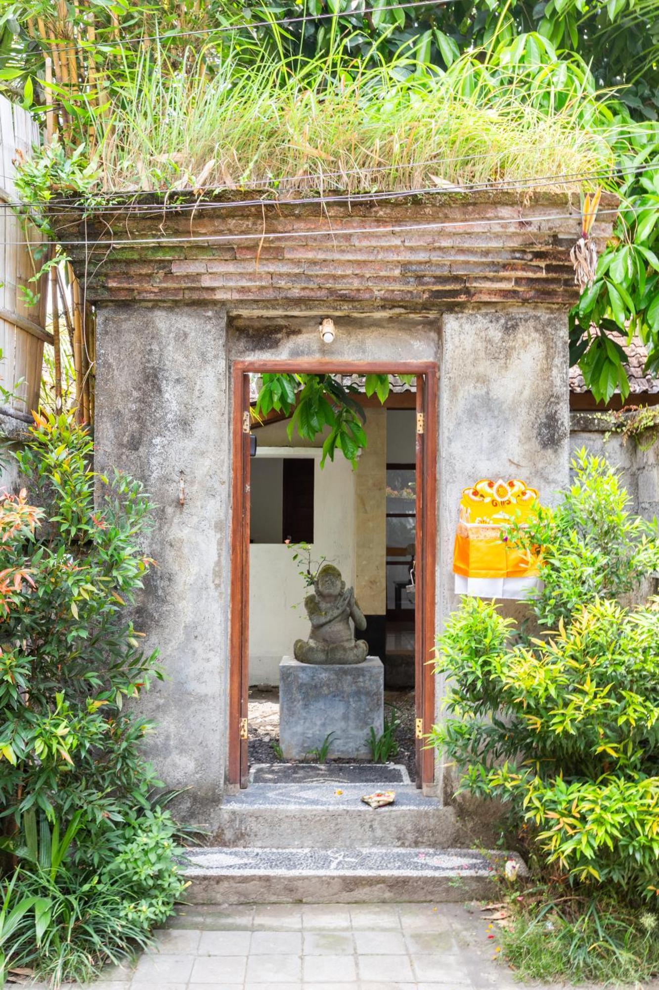 Villa Viktoria Ubud Buitenkant foto